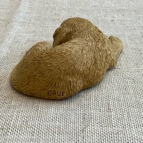 Sandicast sleeping Labrador retriever lab puppy dog, Sandra Brue figurine. - Picture 4 of 7